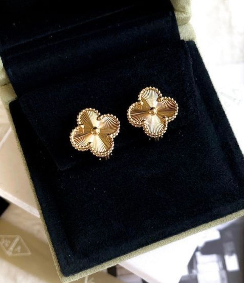BOUCLE VC GOLD MÉDIUM